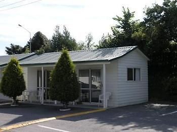 Blenheim Bridges Holiday Park Extérieur photo