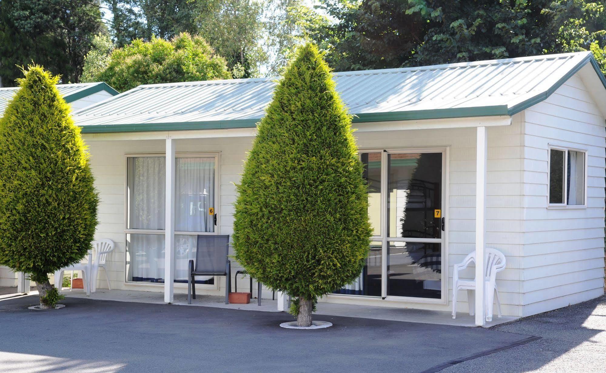 Blenheim Bridges Holiday Park Extérieur photo