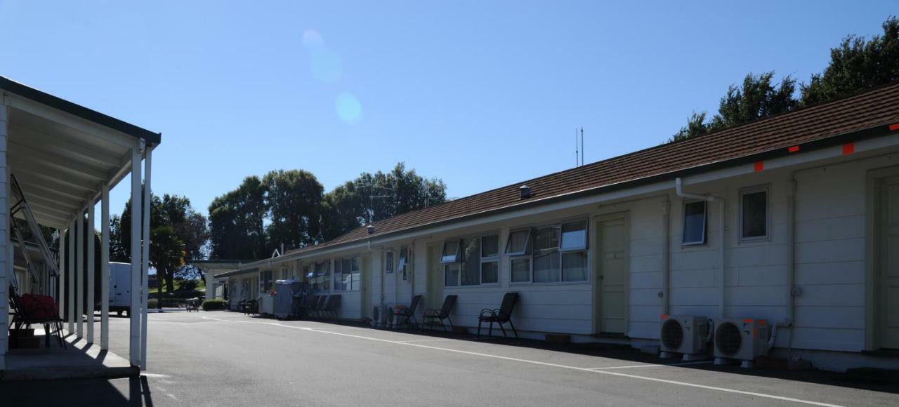 Blenheim Bridges Holiday Park Extérieur photo