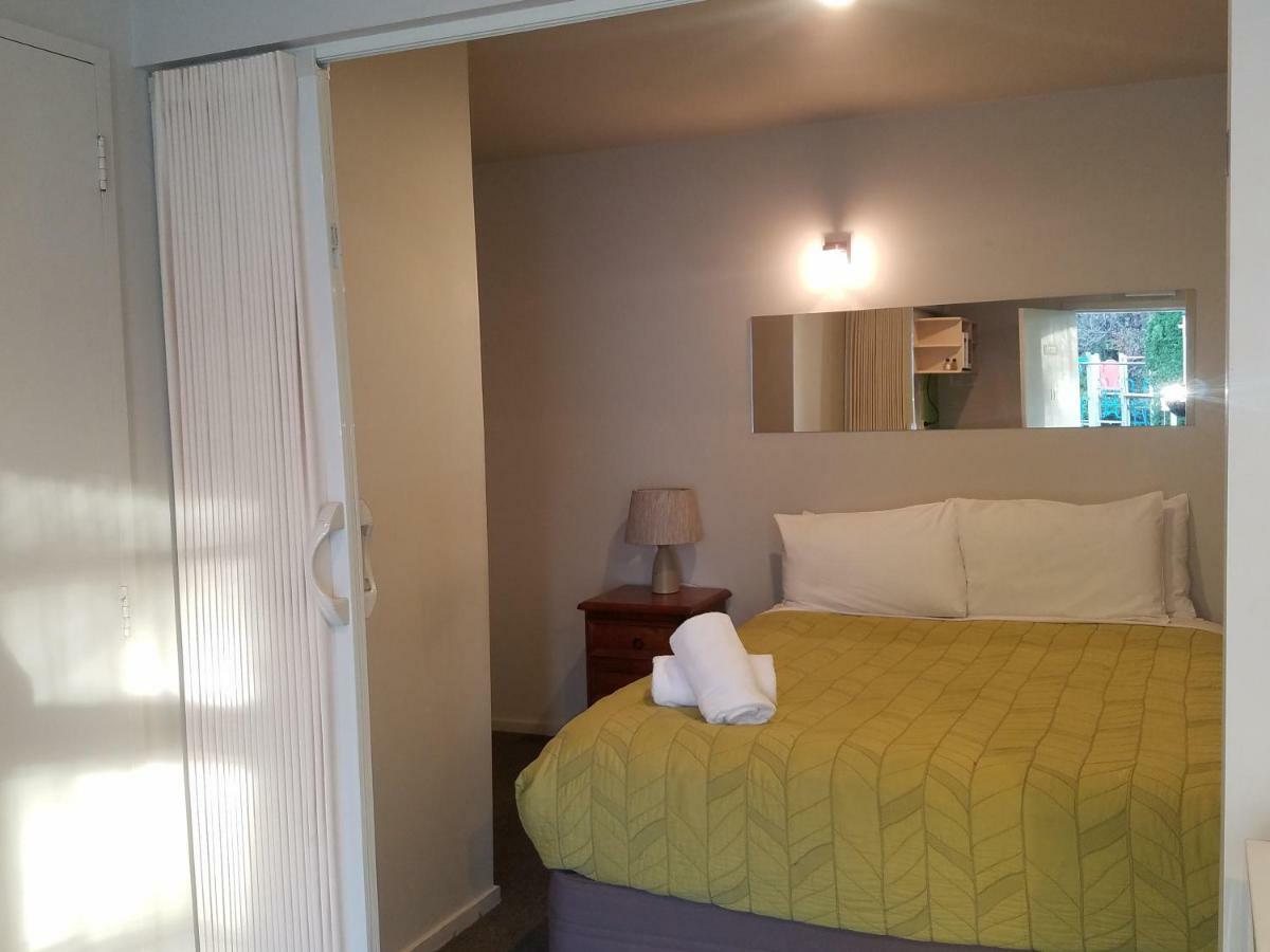 Blenheim Bridges Holiday Park Extérieur photo